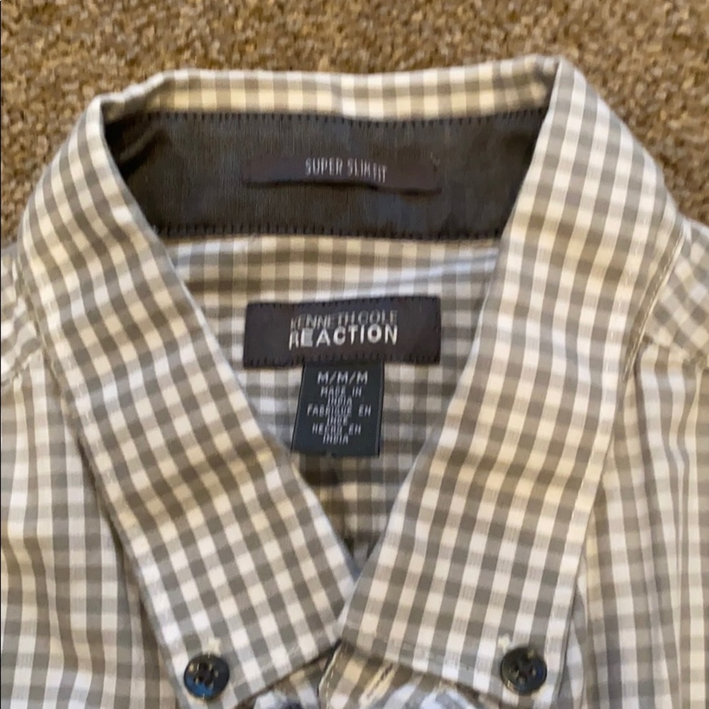Men’s Button Up - Picture 2 of 3